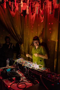 Loula Yorke - Live @ M.E.#10